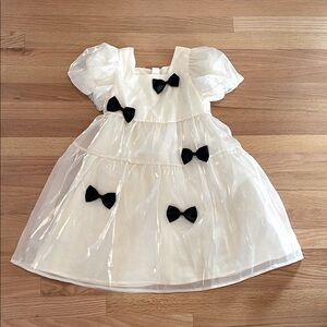 Girls bows satin dress